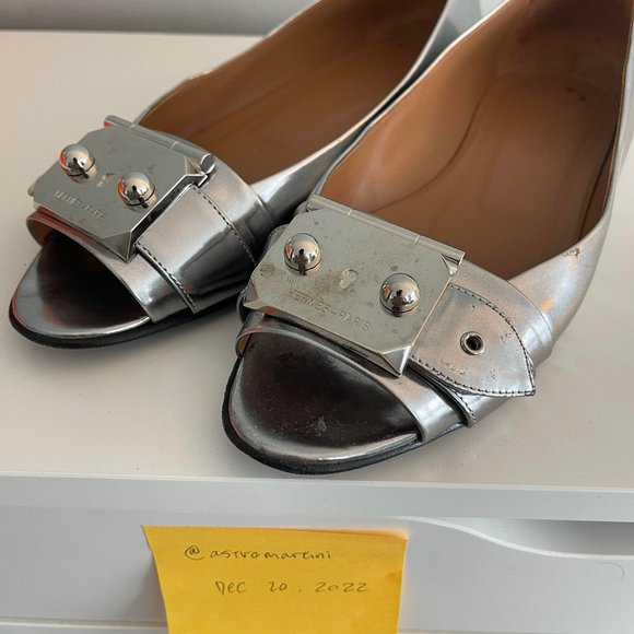 Hermes Silver Leather Open Flats with Palladium Hardware - Picture 1 of 10